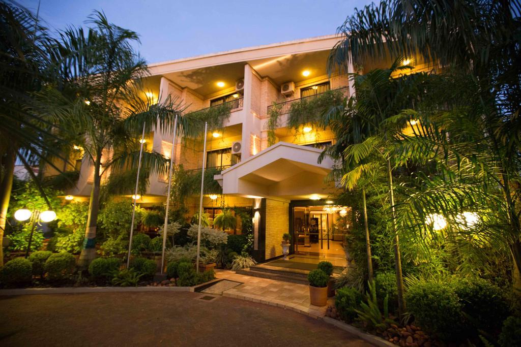 Las Ventanas Hotel Boutique Ciudad del Este Bagian luar foto